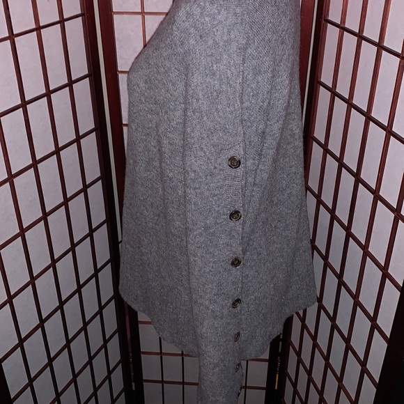 Cremieux Sweater with Detailed Buttons - Picture 3 of 6